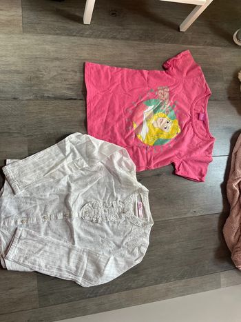 lot vêtement fille 5/6 ans