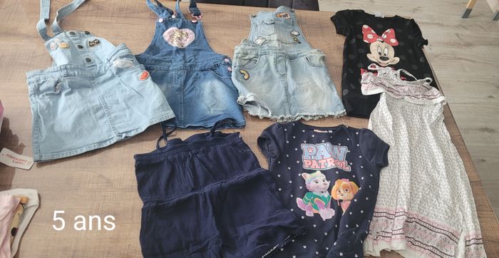 Lot de vêtements - photo numéro 4