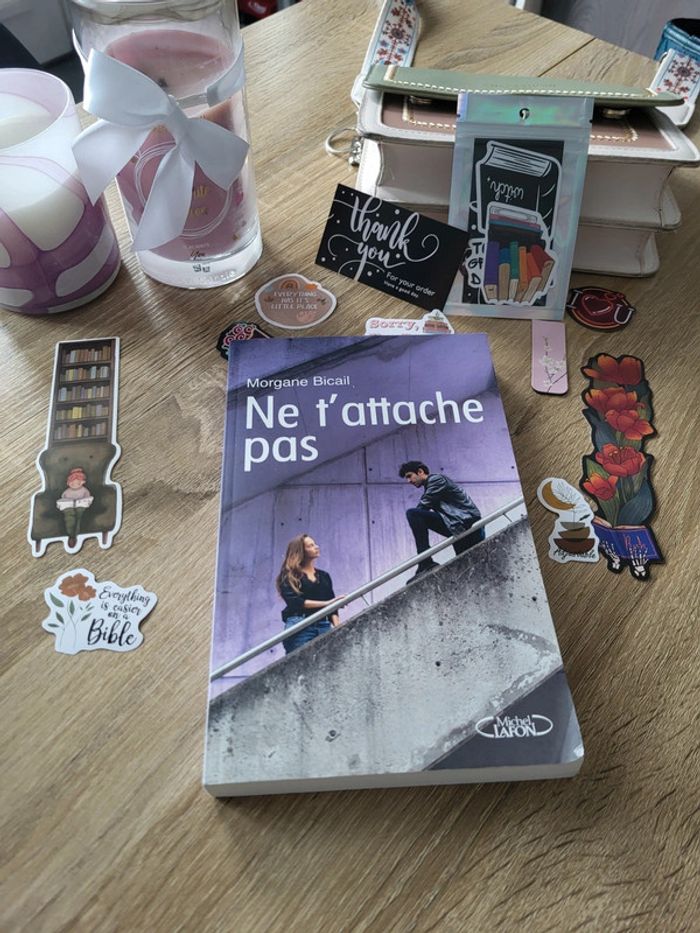 Livre ne t'attache pas