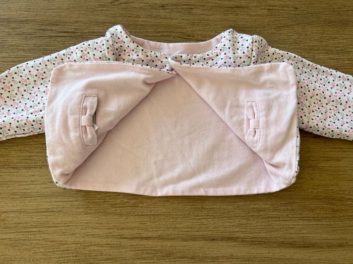 Boléro gilet rose Obaïbi 3 mois - photo numéro 3