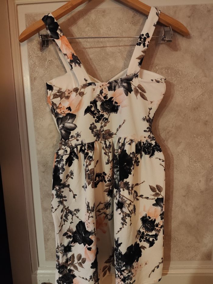 Robe - photo numéro 2