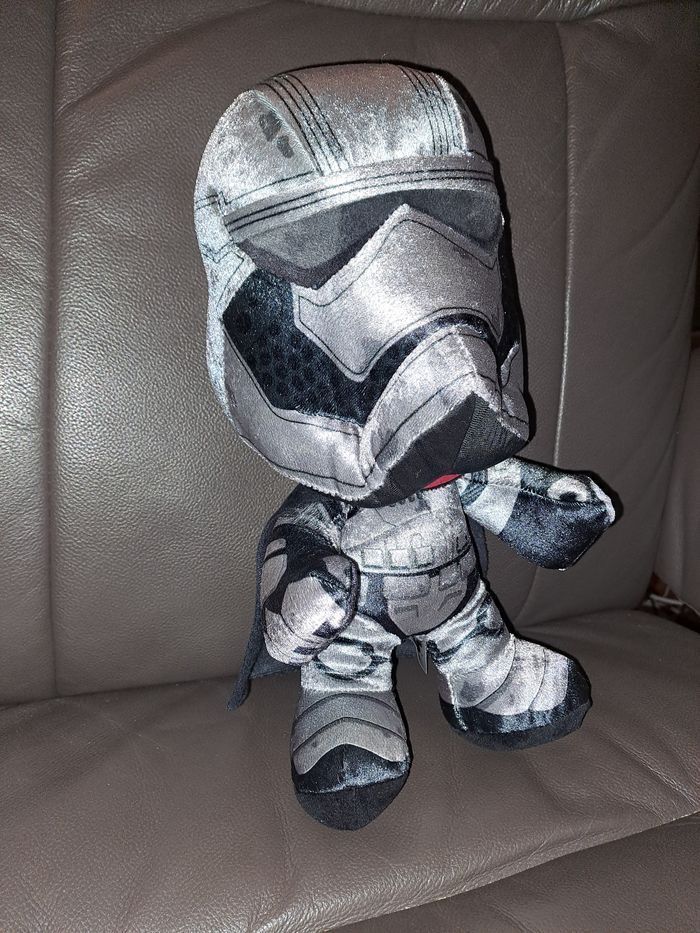 Peluche star wars neuf - photo numéro 2