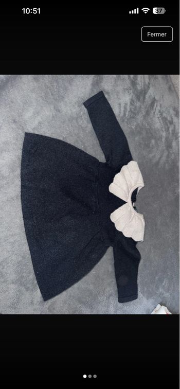Robe taille 1 mois, très bon état 