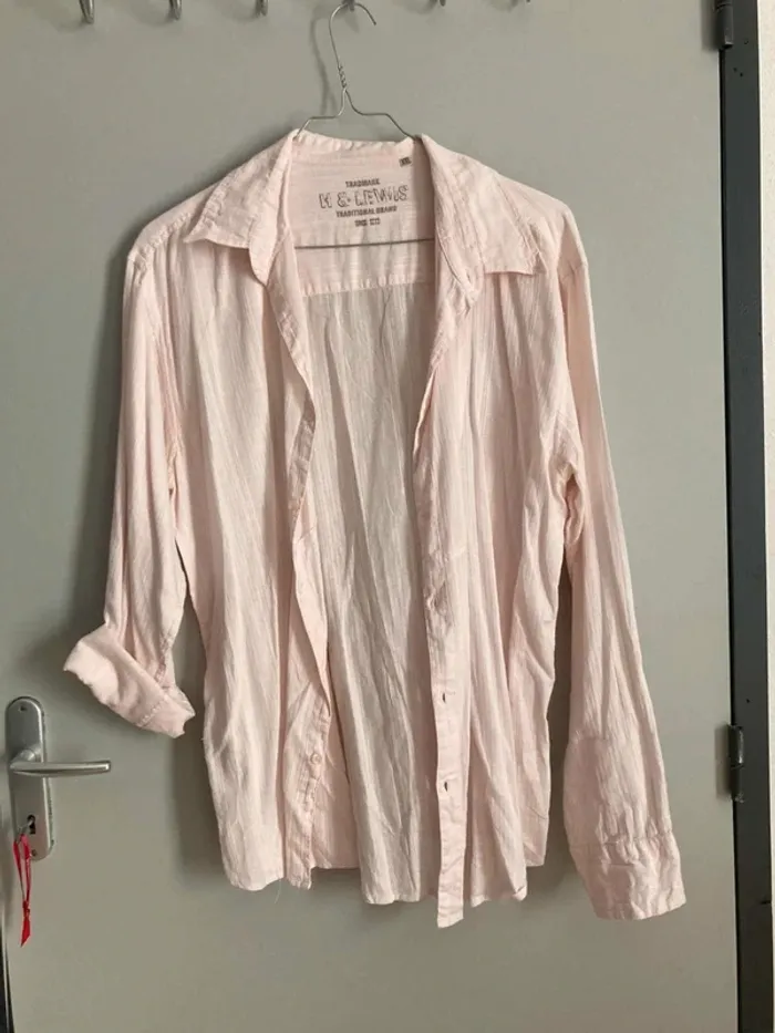 Chemise rose clair