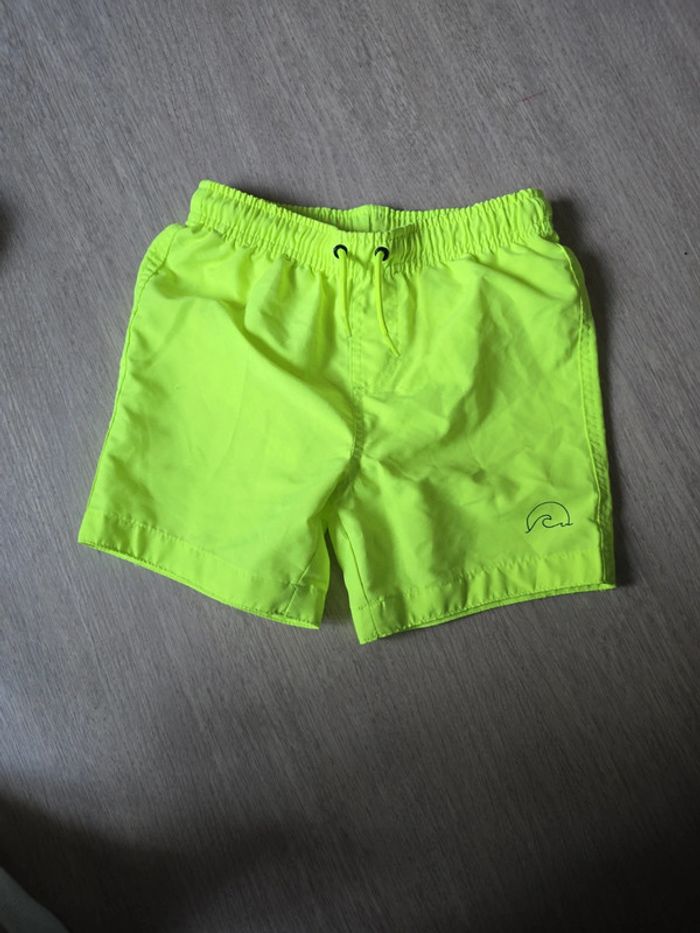 Short de bain jaune