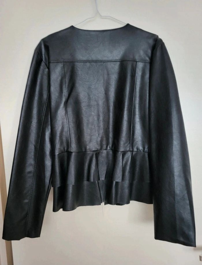 Perfecto noir - photo numéro 2