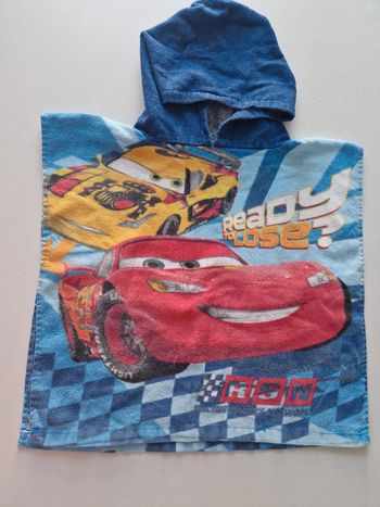 Serviette Poncho cars MC queen bleu