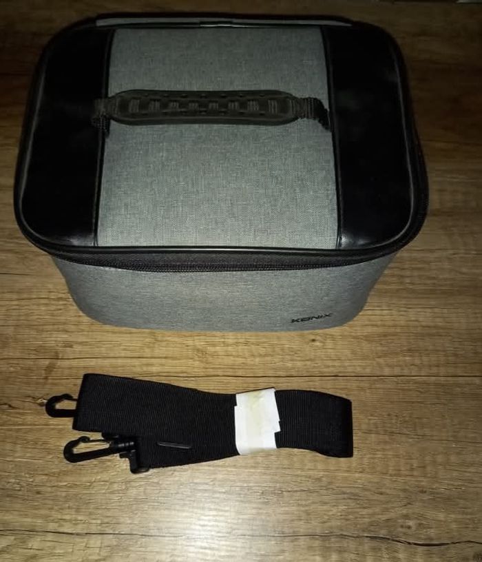 Sacoche konix neuve pour switch