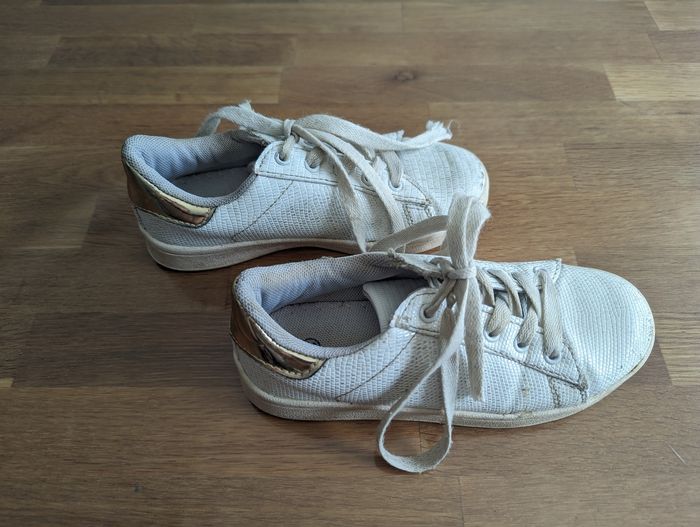 Baskets fille à lacets pointure 29 - photo numéro 7