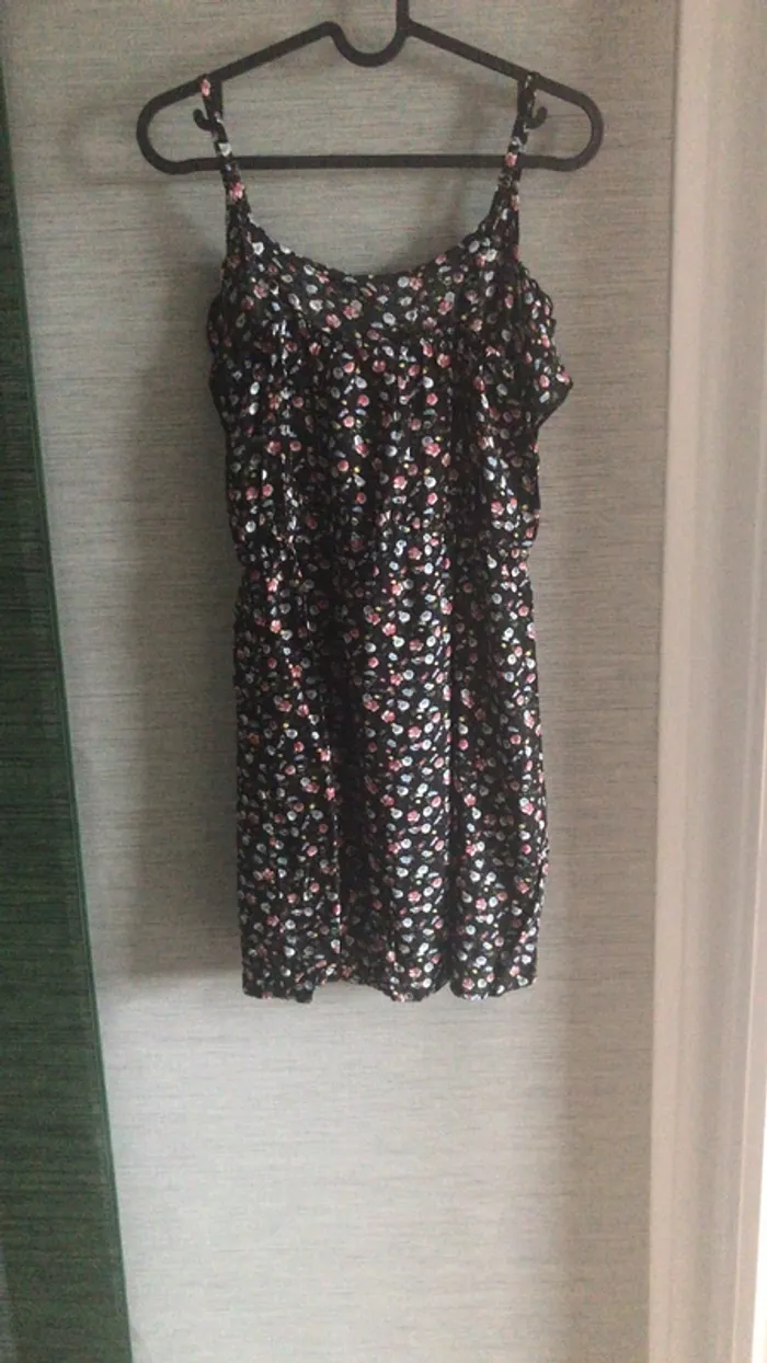 Robe d’été à fleurs - photo numéro 3