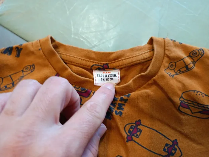 Lot de 2 tee shirts tao 5 ans - photo numéro 2
