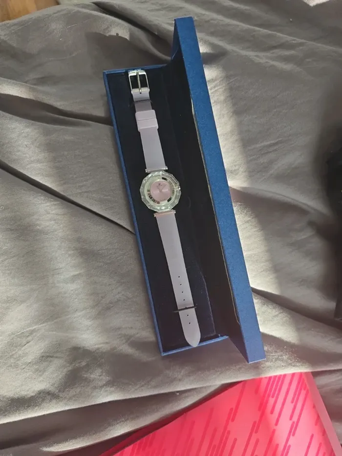 Montre femme - photo numéro 5