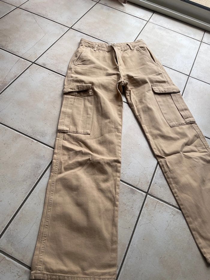 Cargo beige - photo numéro 2