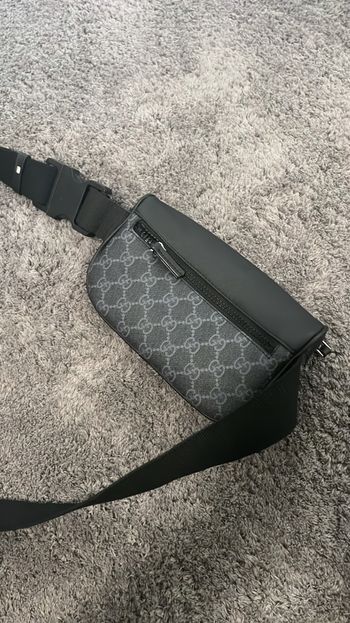 Banane Gucci