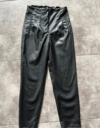 Pantalon simili Cuir Zara