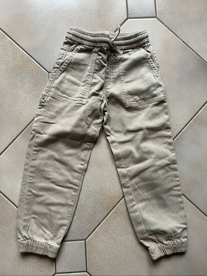 Lot de pantalons Zara taille 6 ans - photo numéro 4