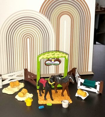🟡 Playmobil  Lot Enclos  avec petits accessoires et chevaux