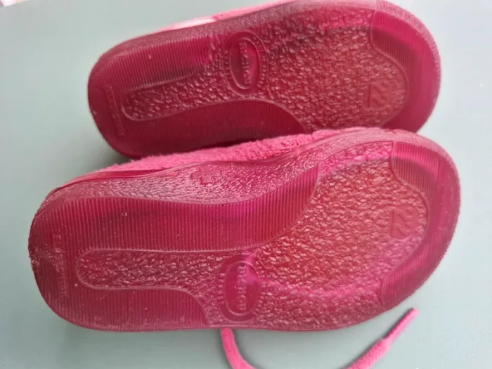 Chaussons taille 22 - photo numéro 3