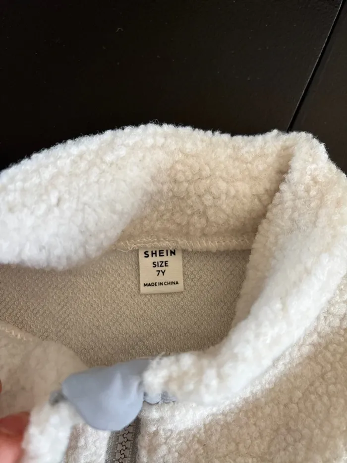 Gilet manche courte taille 6ans - photo numéro 3