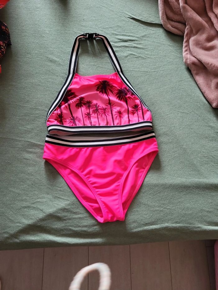 Maillot de bain 2 pièces 8/10 ans