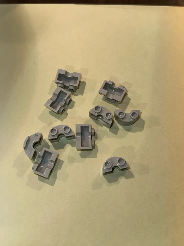 10 Lego Cylinder Half 1 x 2 x 1, ref 68013 Light Bluish Gray