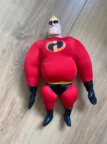 Poupée peluche indestructible Disney