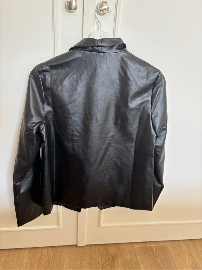 Veste en similicuir - photo numéro 2