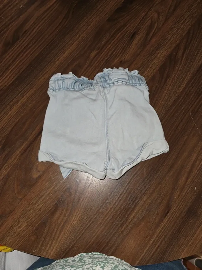 Short 18 mois - photo numéro 2
