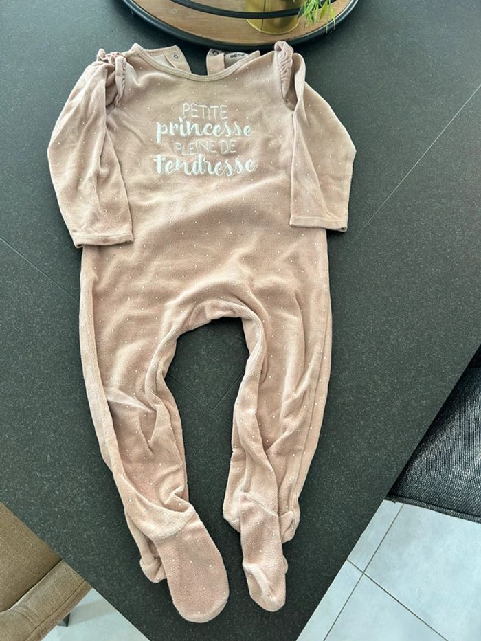 Lot pyjamas velours - photo numéro 8