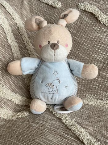 Peluche doudou musical 22cm simba toys lapin bleu et beige étoile très bon état