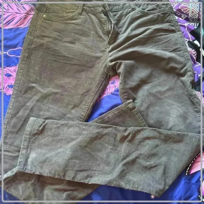 Pantalon style velours taille 40 marque edc - photo numéro 3