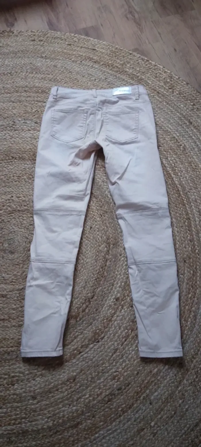 Pantalon - photo numéro 2