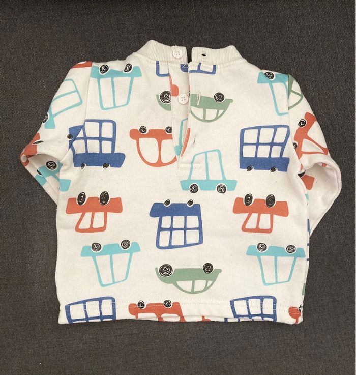 Pull molletonné 6 mois - photo numéro 2