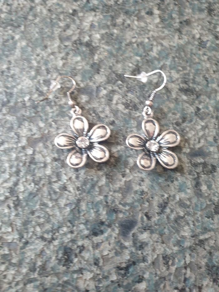 Boucles d'oreilles argente - photo numéro 2