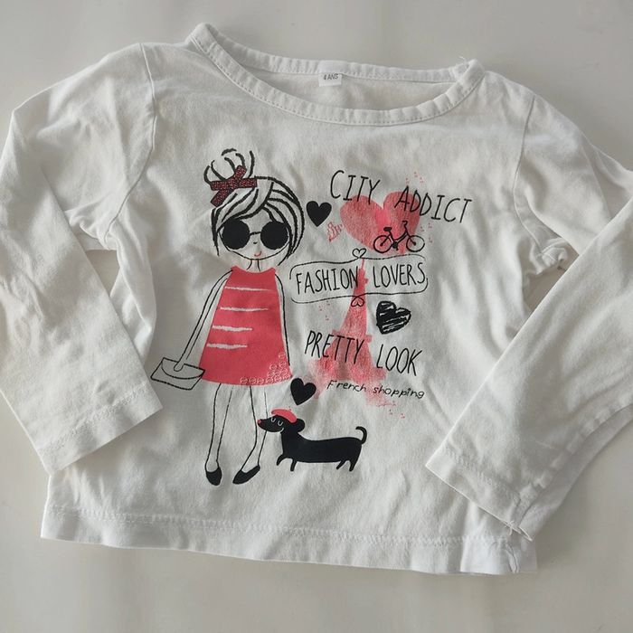 Lot de 4 tee shirts manches longues taille 4 ans - photo numéro 4