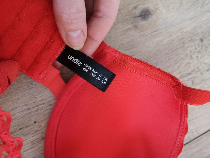 Soutien gorge - photo numéro 3