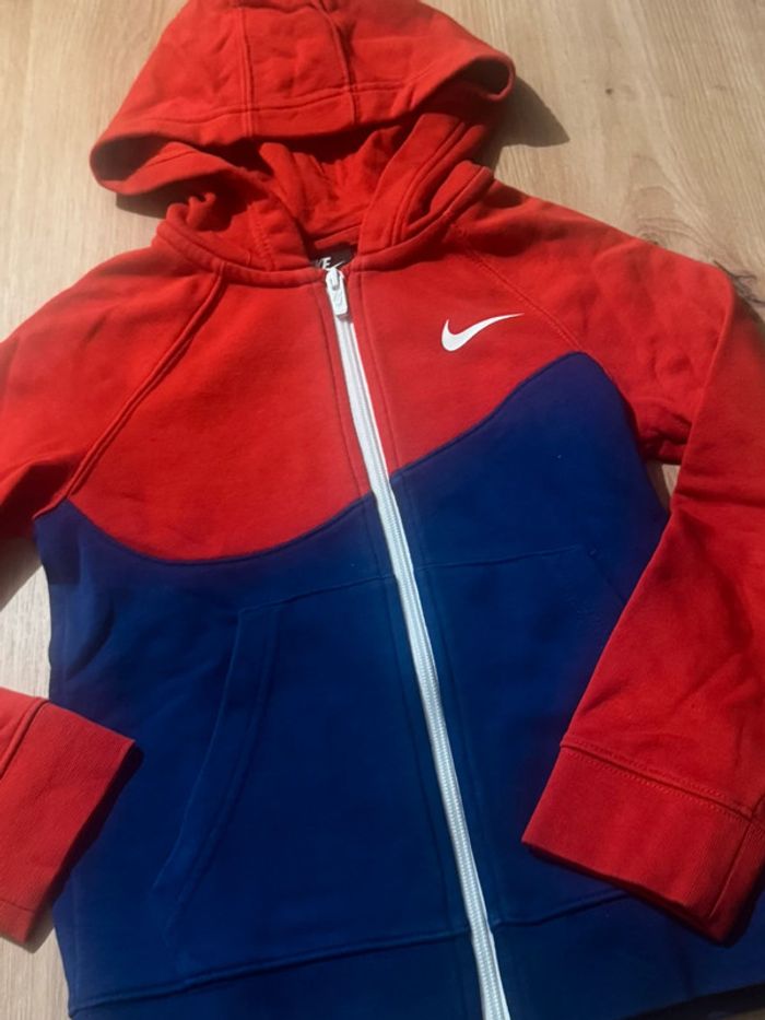 Veste à capuche Nike XS 122/128cm