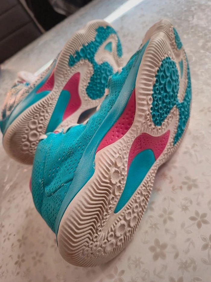 Baskets adidas taille 38 - photo numéro 4