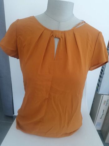 Tee-shirt moutarde / taille S / Camaïeu