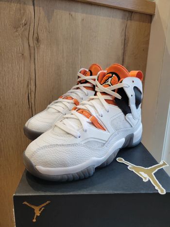 Jordan Jumpman two trey