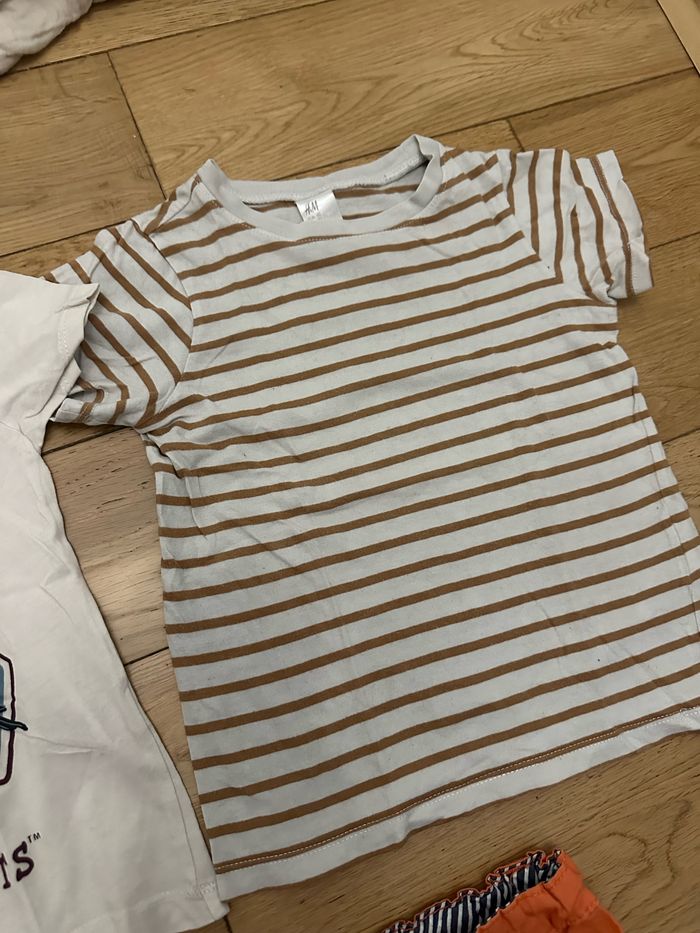 Tee shirt Harry Potter tee shirt H&M et short orange taille 18/24 mois - photo numéro 4