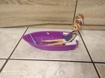 Poupée+ barque Barbie mattel