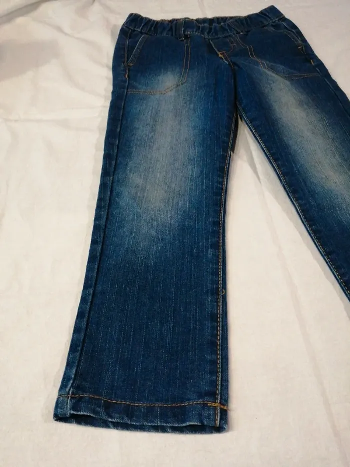 Jeans 4-5 ans - photo numéro 2