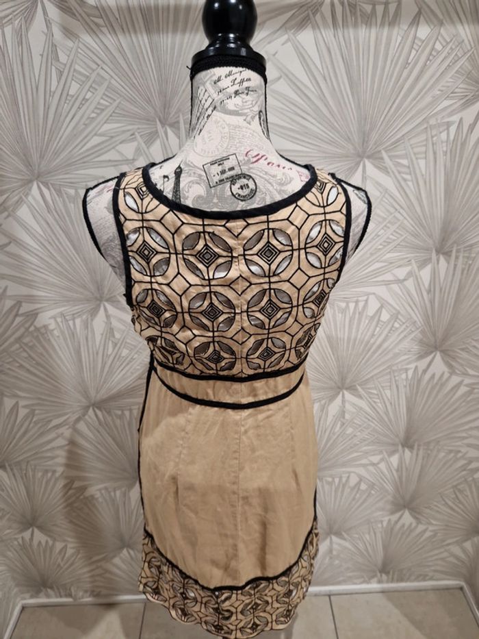 Jolie robe chic beige et noire taille 36 - photo numéro 5
