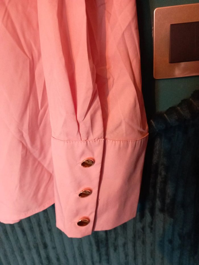 Blouse rose tissu satiné - photo numéro 3
