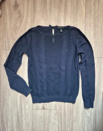 Pull bleu marine crochet mango