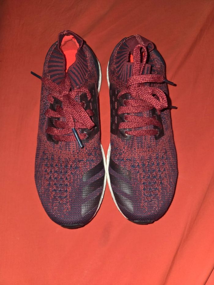 Baskette tout neuf pointure 42