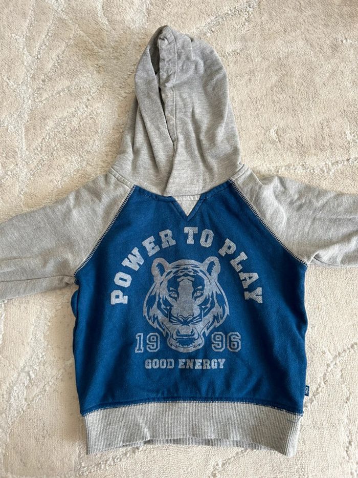 Sweat à capuche 24 mois