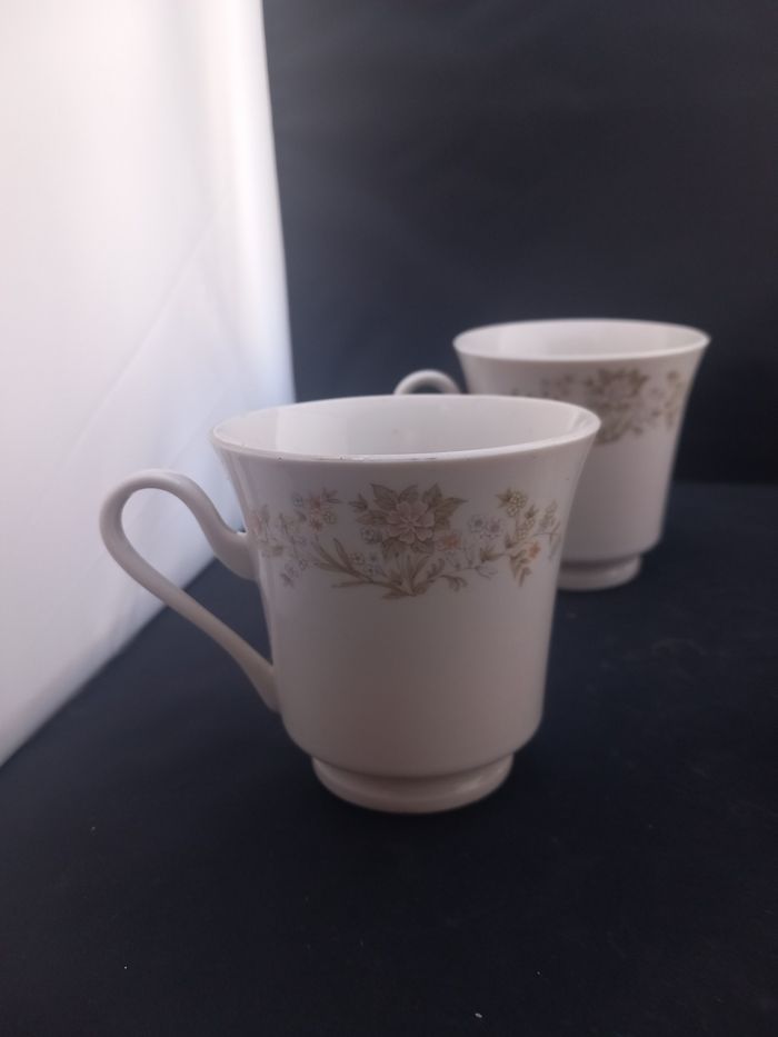 4 Tasses avec motifs fleurs Diadem - photo numéro 2