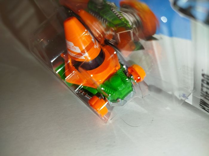Hot Wheels Cone Shaker Série Netflix Let's Race 2025 - photo numéro 3